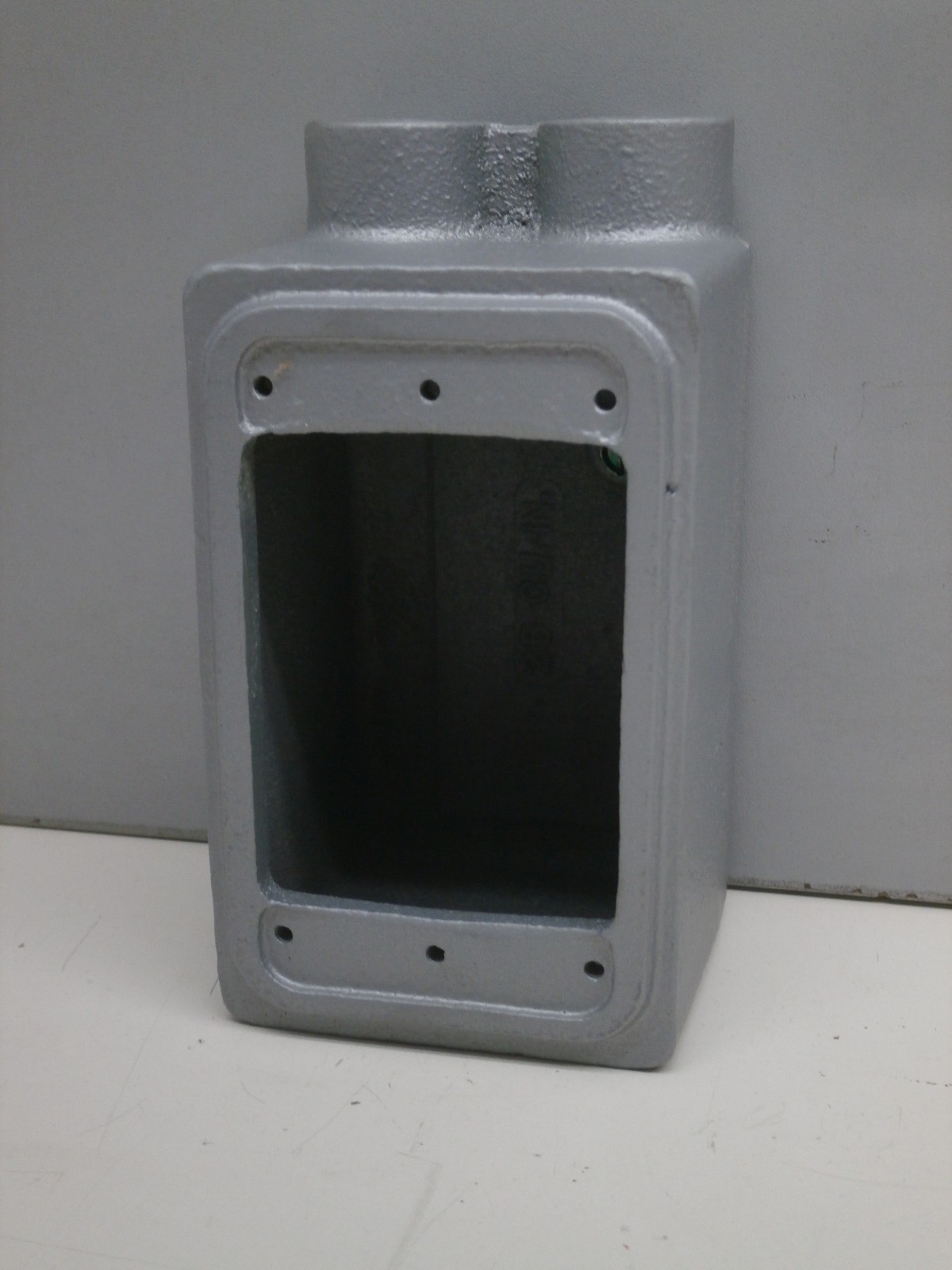 Appleton FDS-1-50 1/2" Malleable Iron Deep Type Cast Device Box Single Gang