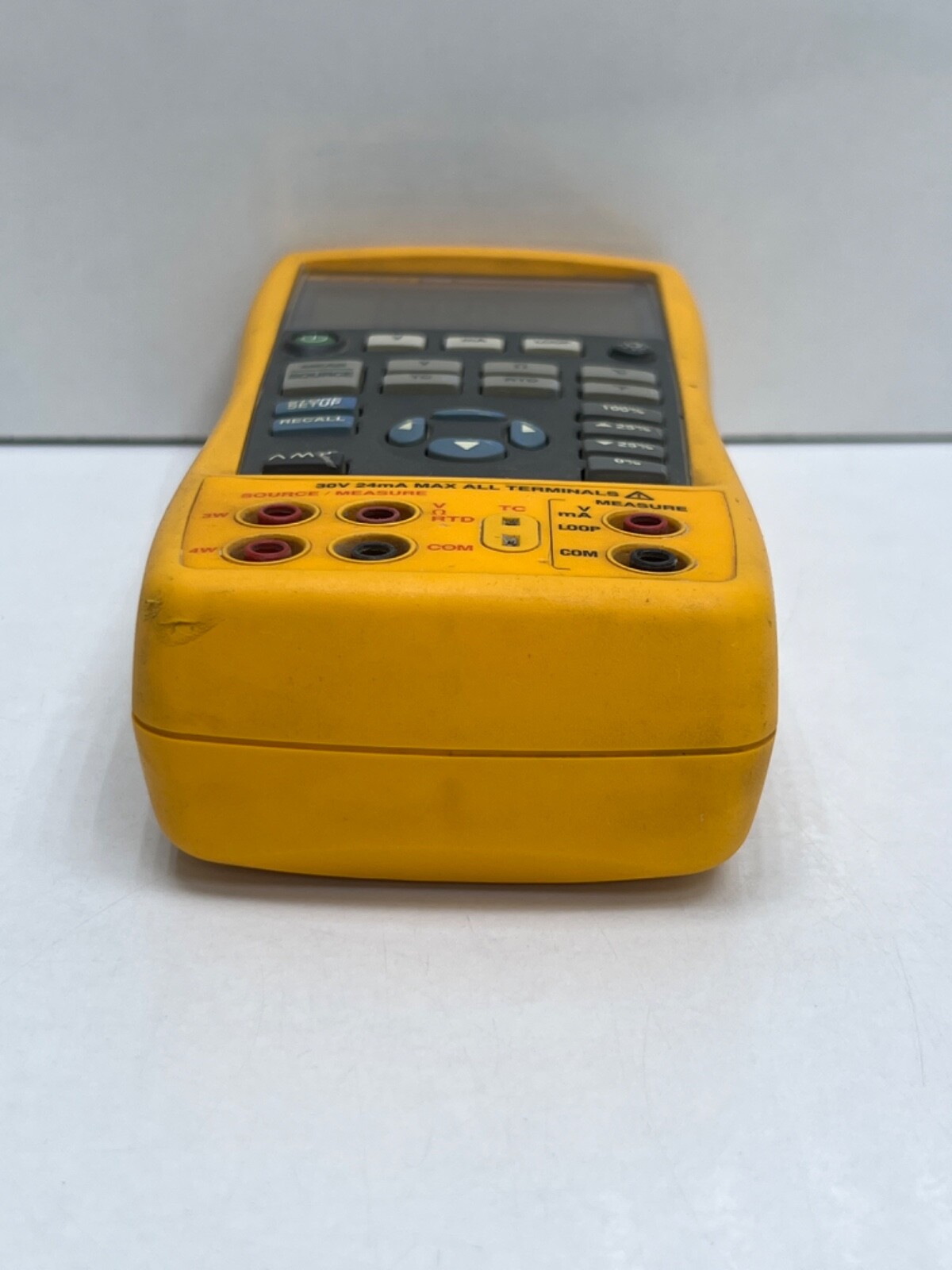 Fluke 724 Process and Temperature Calibrator
