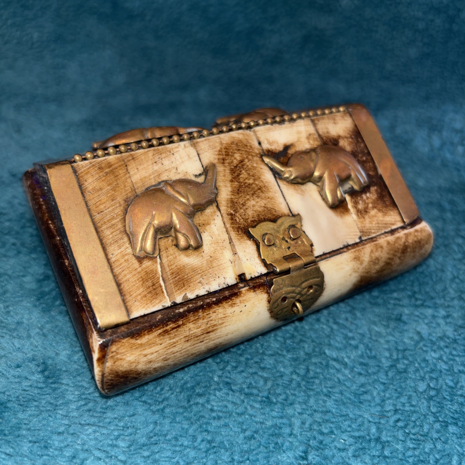 Handcrafted Decorative Brass & Bone Trinket Box With Velvet Lining LOC KK
