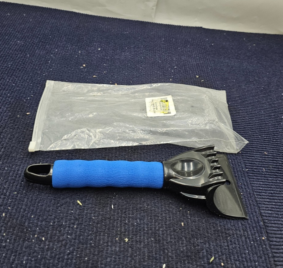 (QTY 7) Zecval Ice Scraper For Car Small Truck Dang Windshield Frost and Ice
