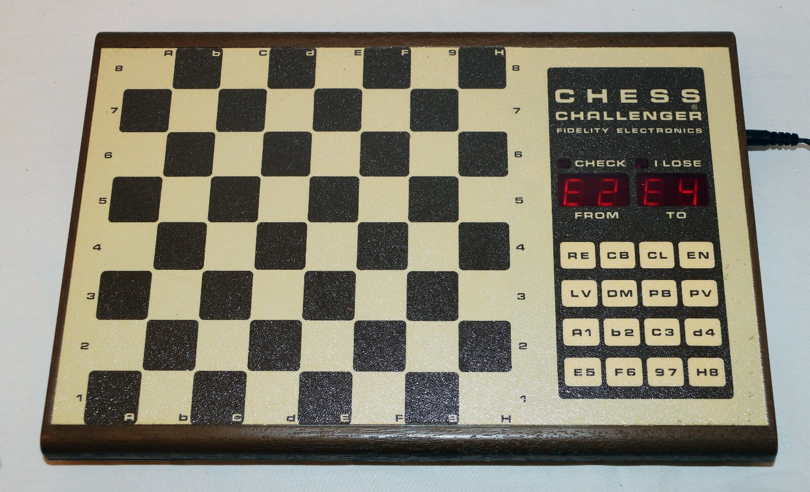 WHITE PAWN PIECE ~ Vintage Fidelity Electronics Chess Challenger ~ REPLACEMENT