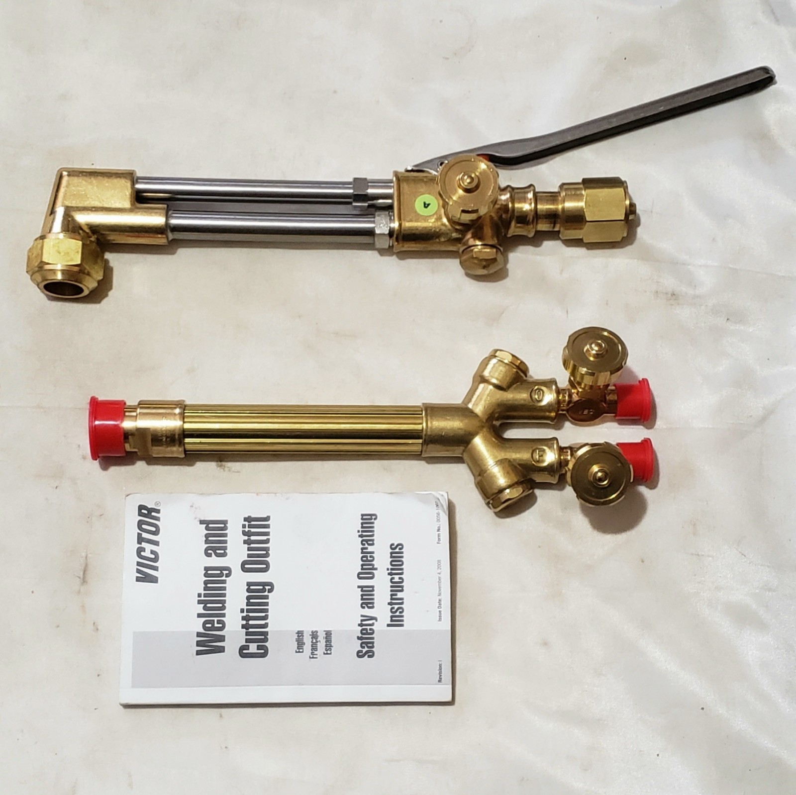 Victor Cutskill Cutting Welding Torch Set CA370-V Attachment WH370FC-V Handle