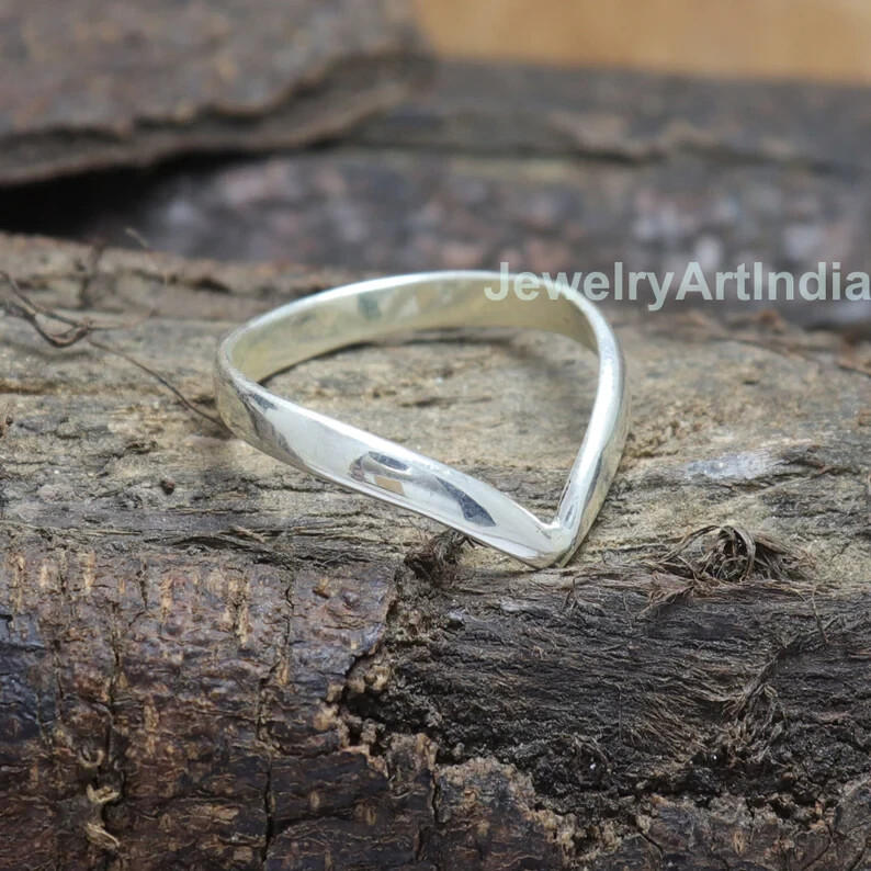 Solid 925 Silver Ring, Chevron Band in 925 Sterling Silver, V Shaped All Size