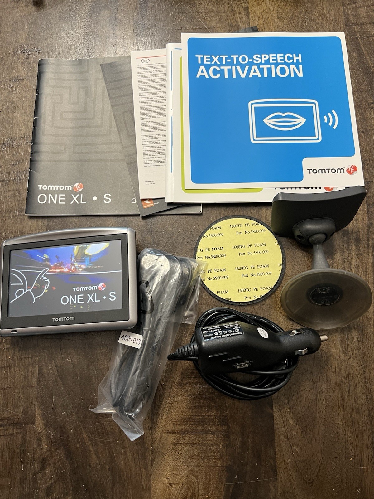 TomTom One XL S Bundle - Automotive Mountable GPS