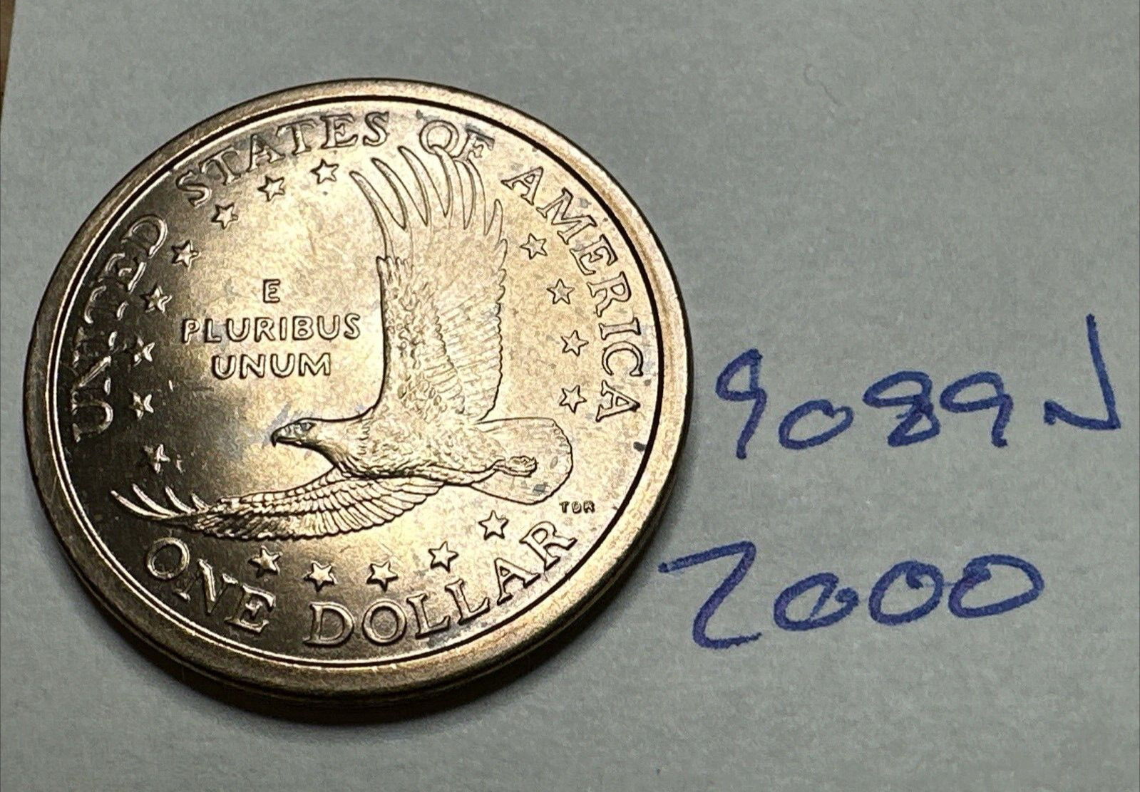 Sacajawea Dollar Coin 2000 P Smooth Edge 9089N