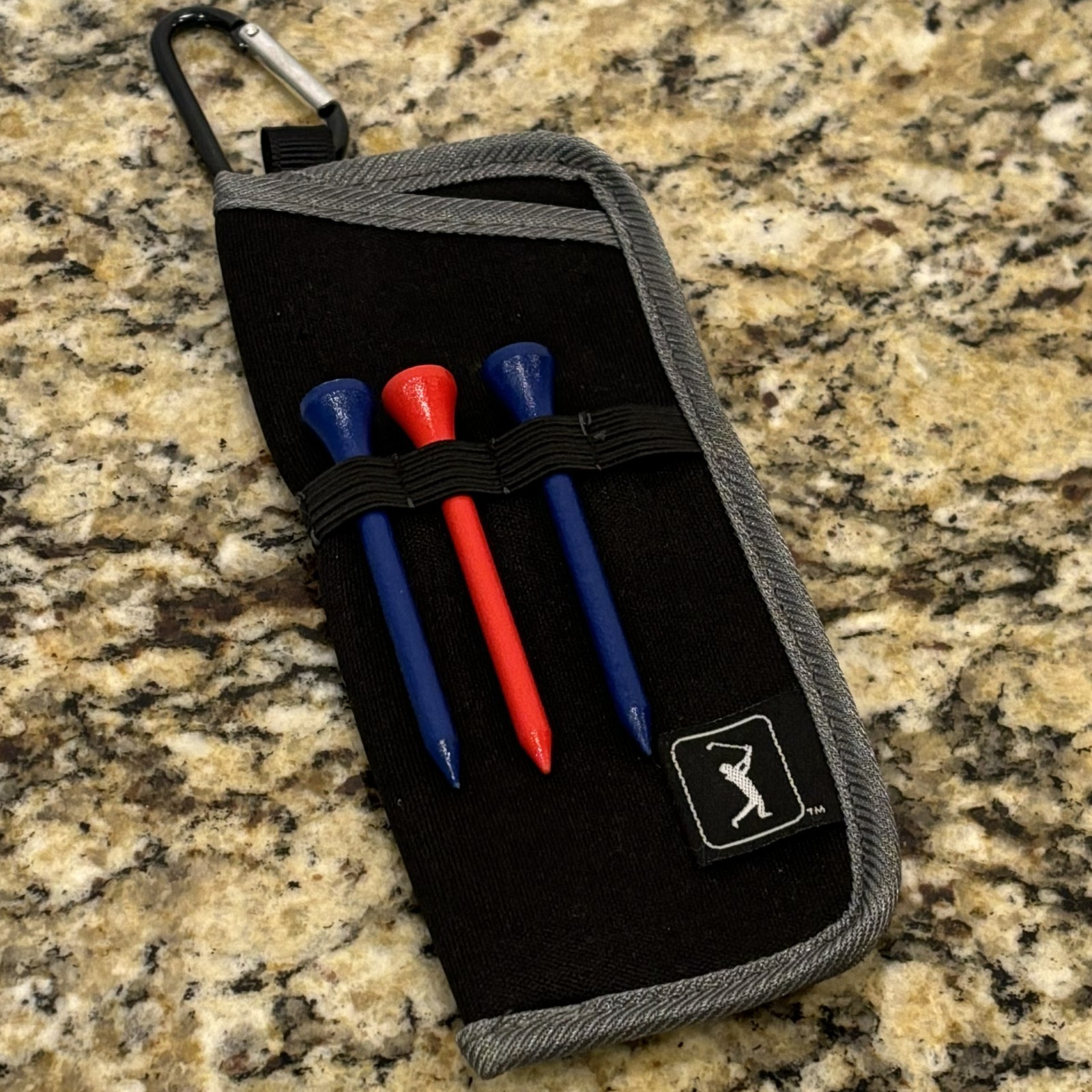 PGA Tour Premium Reading Glasses Case and Golf Tees Holder (Pre-owned)