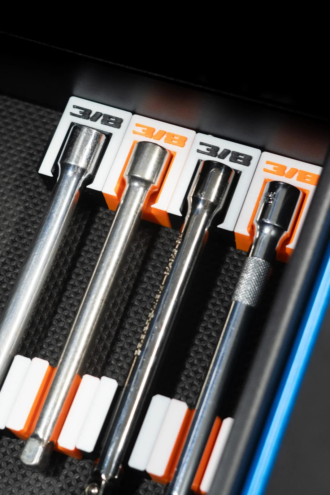 Socket extension organizer & handle supports Magnetic