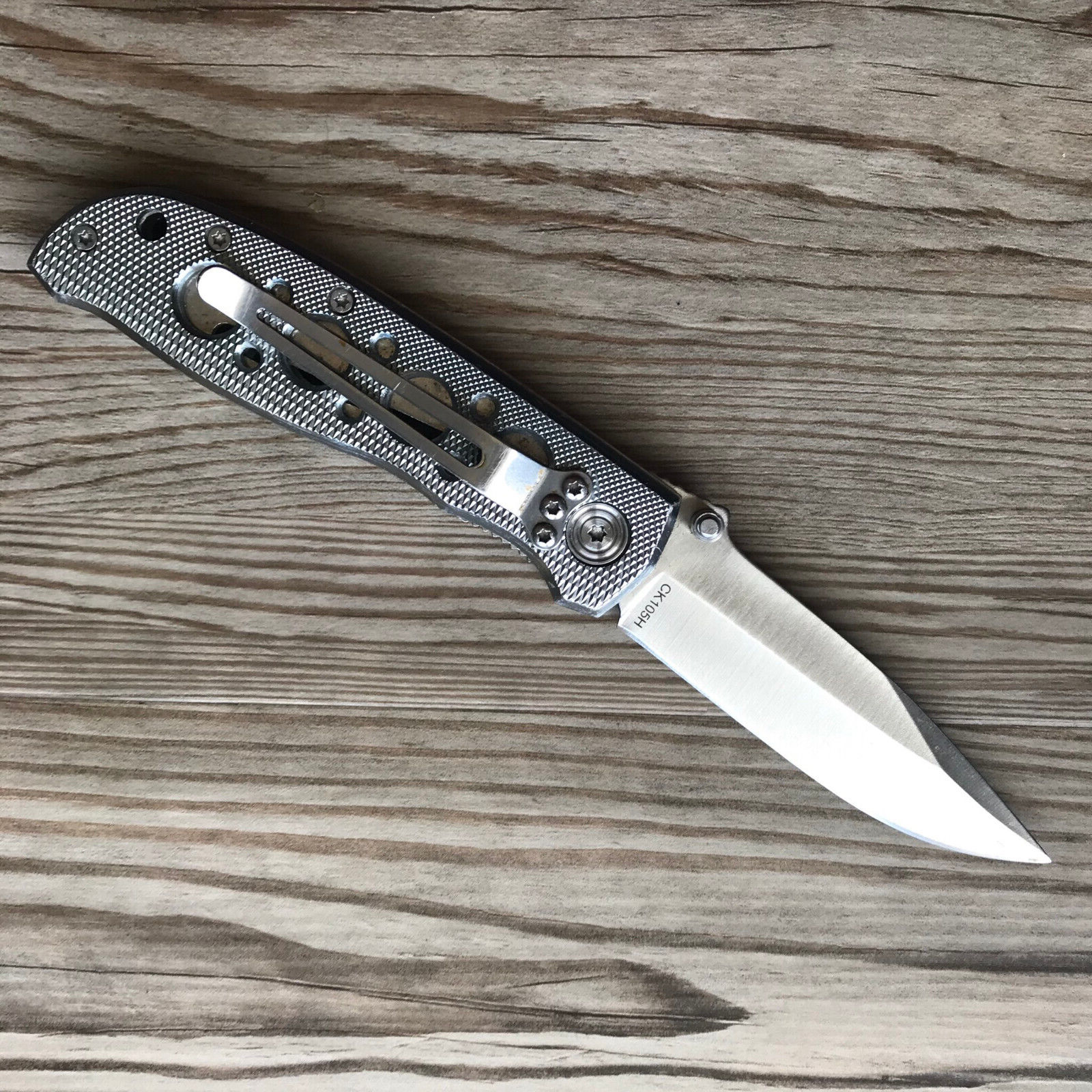 Smith & Wesson SS Extreme Ops CK105H Plain Edge Folding Knife Stainless