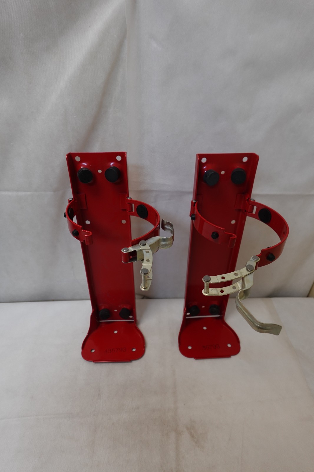 (2) Ansul Sentry - Fire Extinguisher Vehicle Mounting Bracket SY-10S / 435793