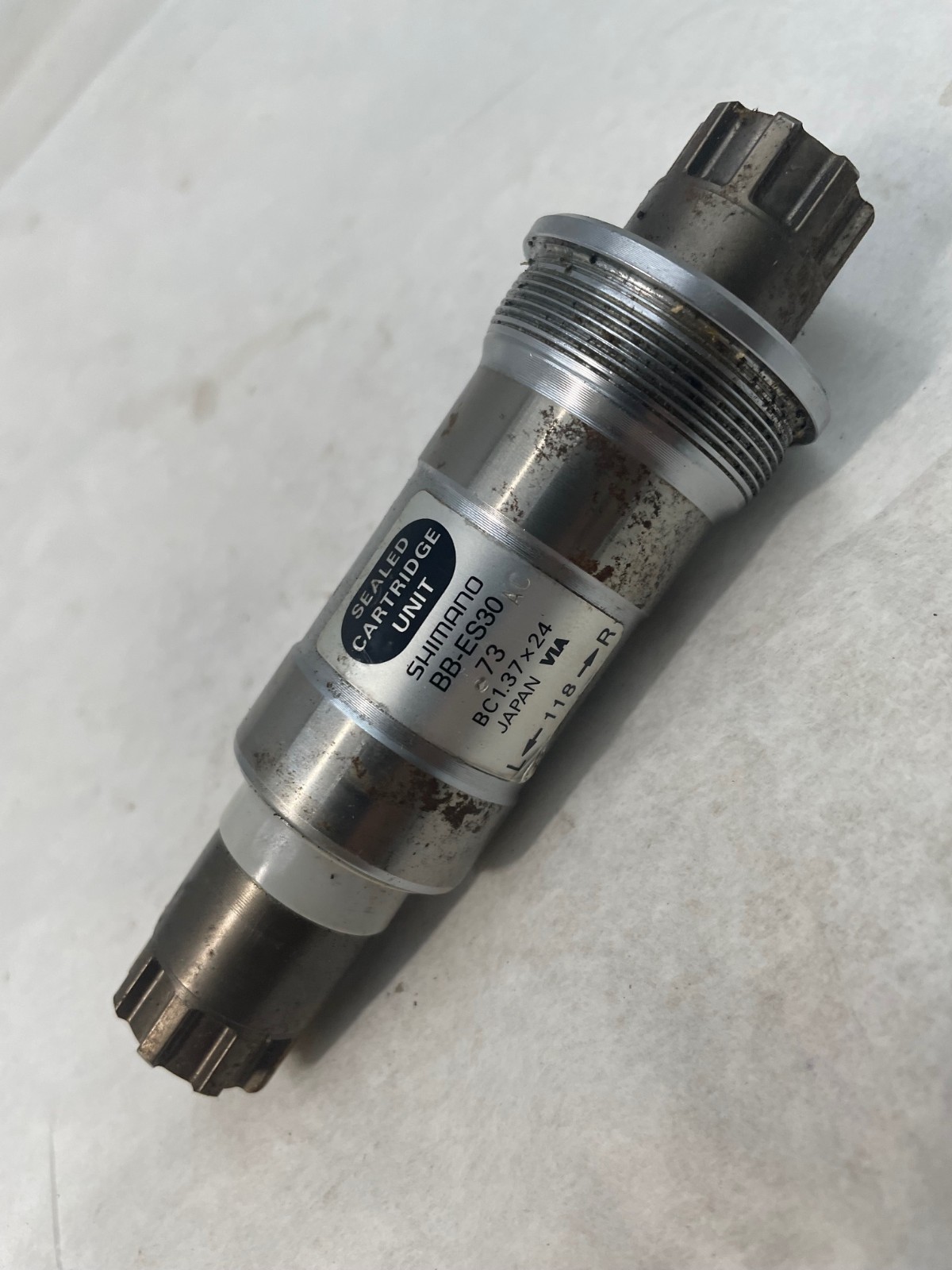 Shimano BB-ES30 Octalink Bottom Bracket 73mm 118mm NOS