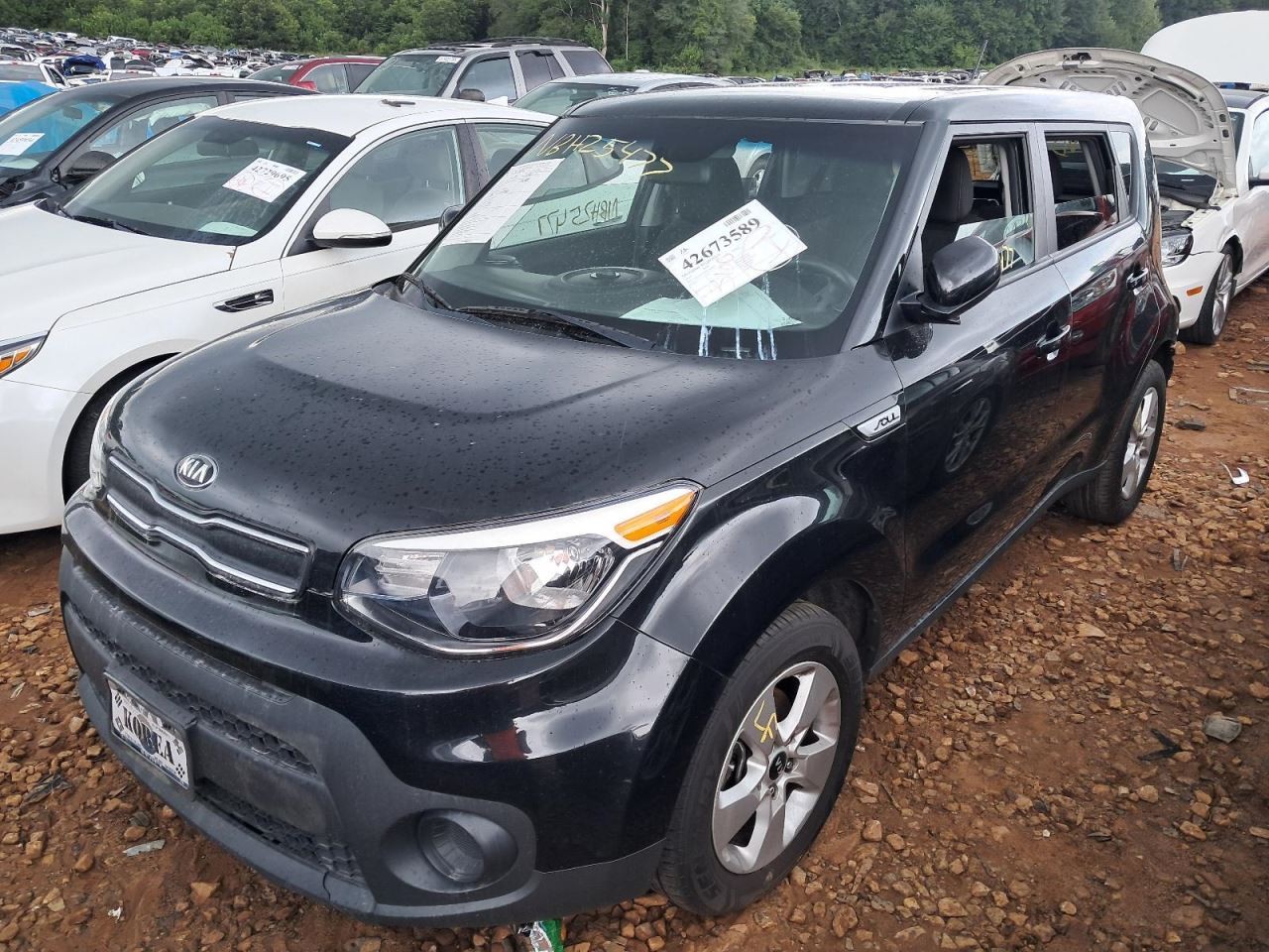SOUL      2019 Glove Box 4764487