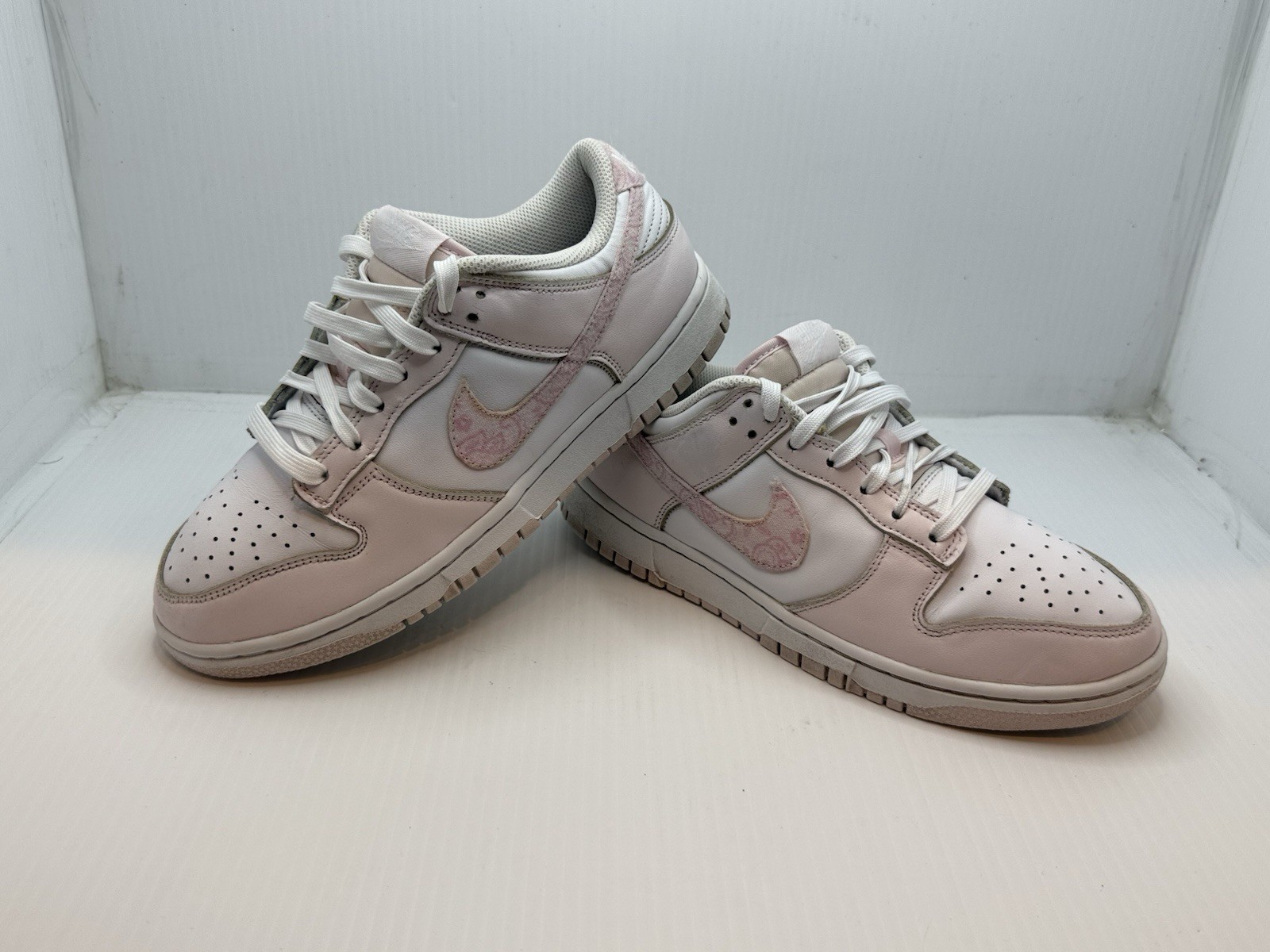 Nike Dunk Low "Pink Paisley" sneakers Size 8