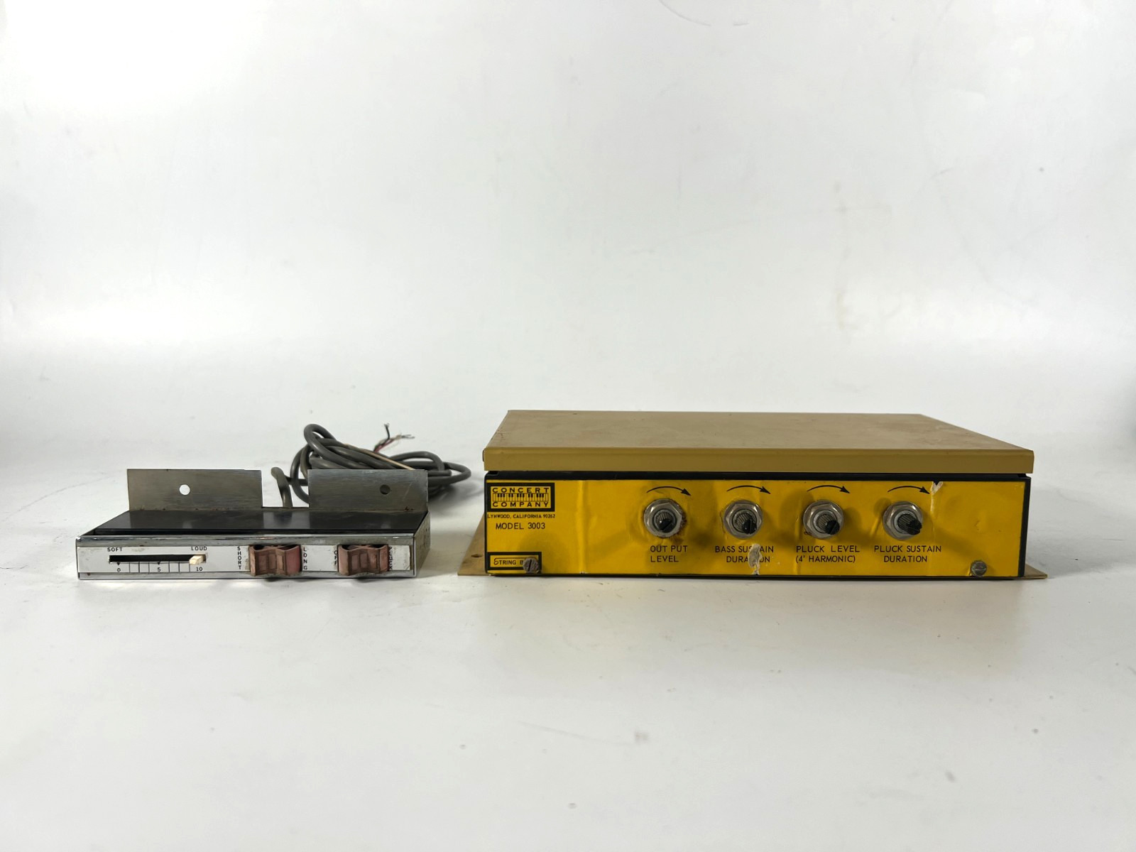 Concert Company Lynwood California Model 3003 String Bass Unit
