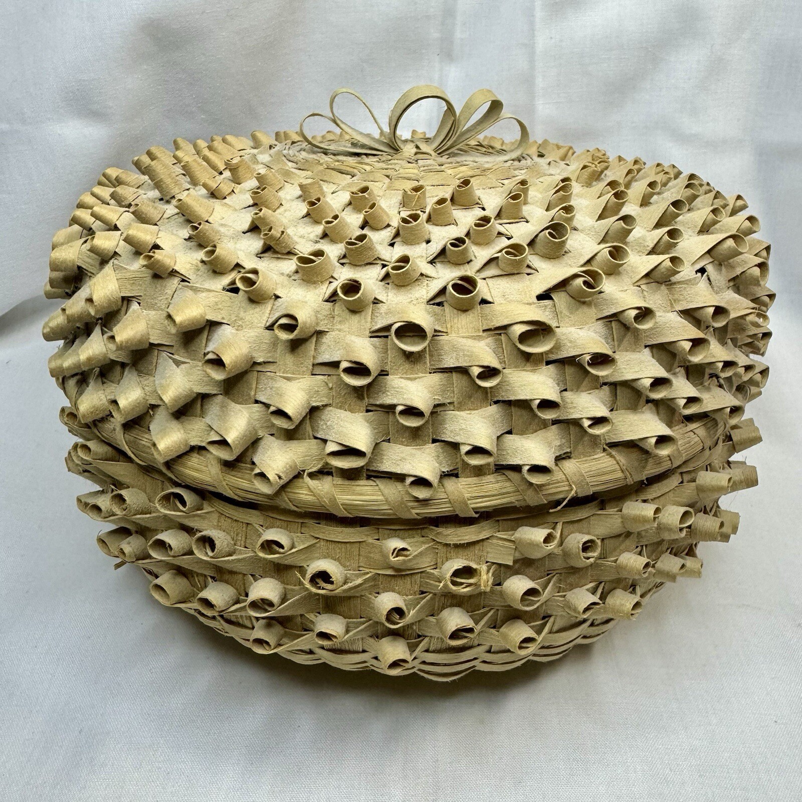 Handmade Vintage Porcupine Coil Curl Basket Native Indian Reed Lidded Weave