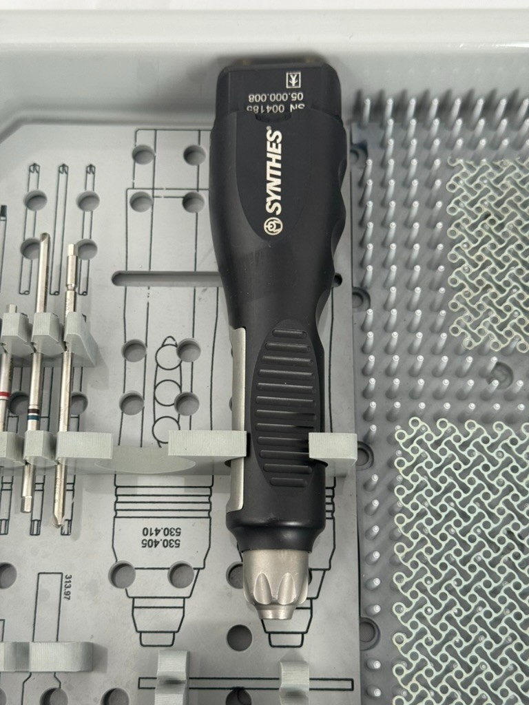 05.000.008 Battery Powered Driver Handpiece