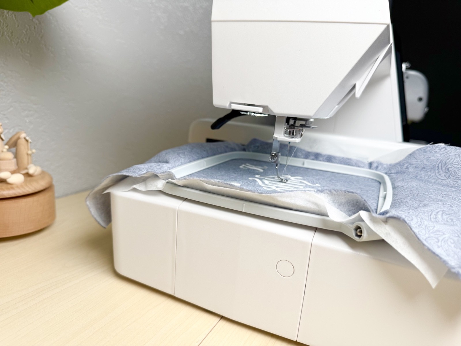 Janome Memory Craft 500E LE Embroidery Machine + Transferable 3-Yr Asurion Plan