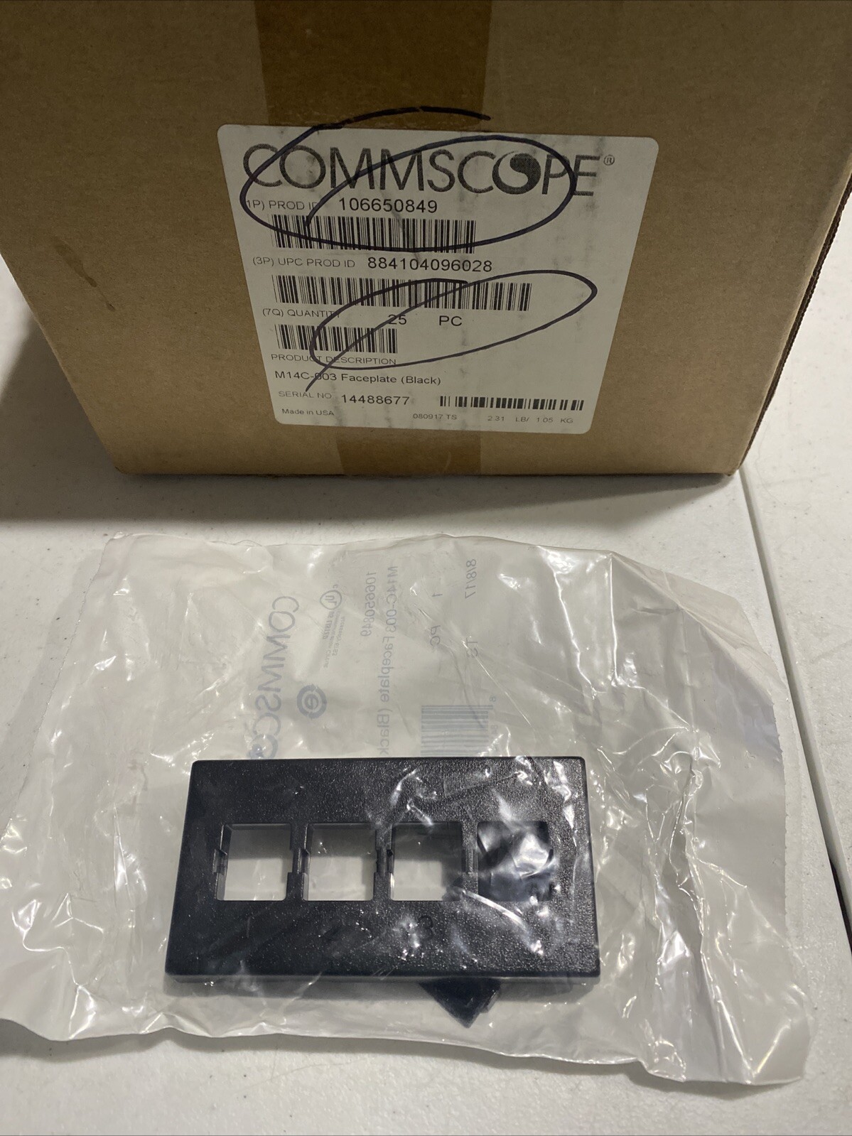 New CommScope 106650849-M14C-4-Port Black Modular Furniture Faceplates (25)