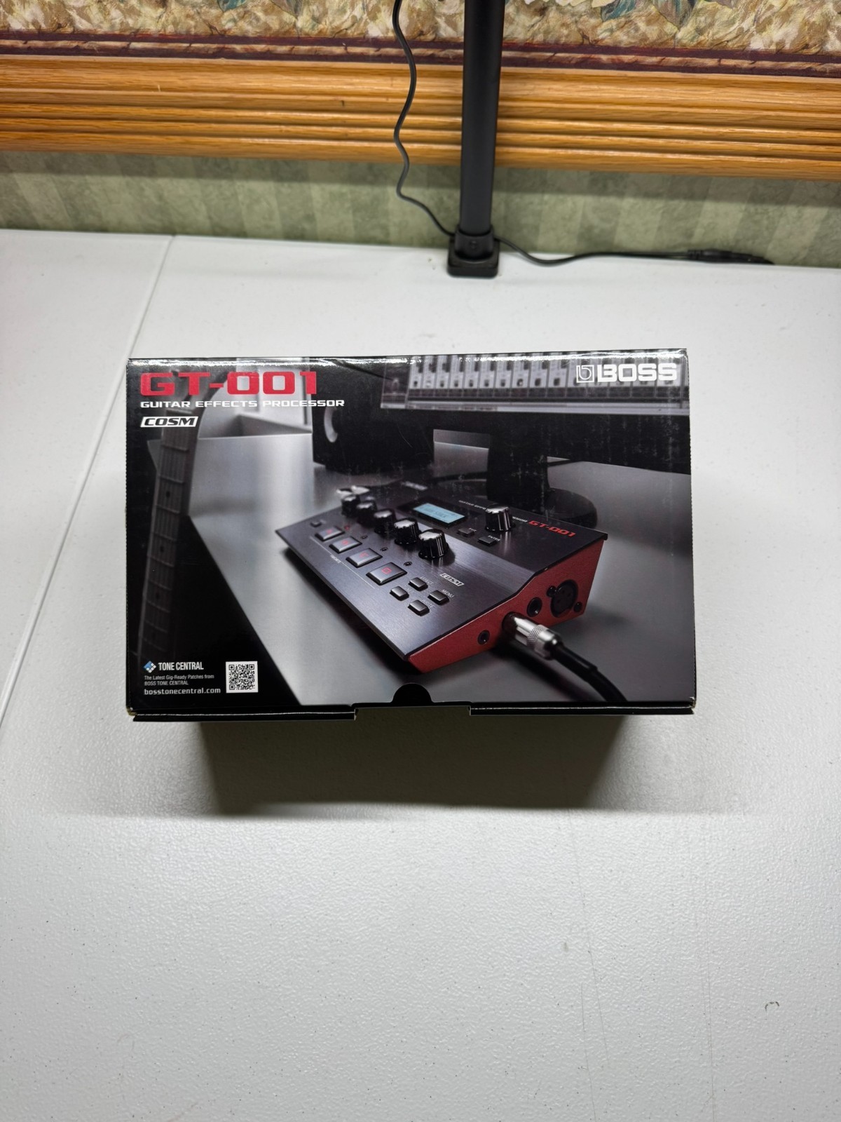 GT-001 GUITAR EFFECTS PROCESSOR