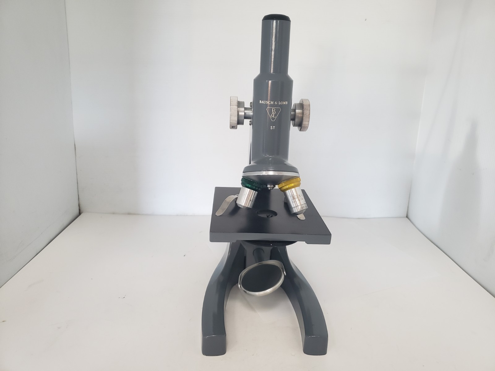 BAUSCH & LOMB ST STUDENT MICROSCOPE, 43X AND 10X