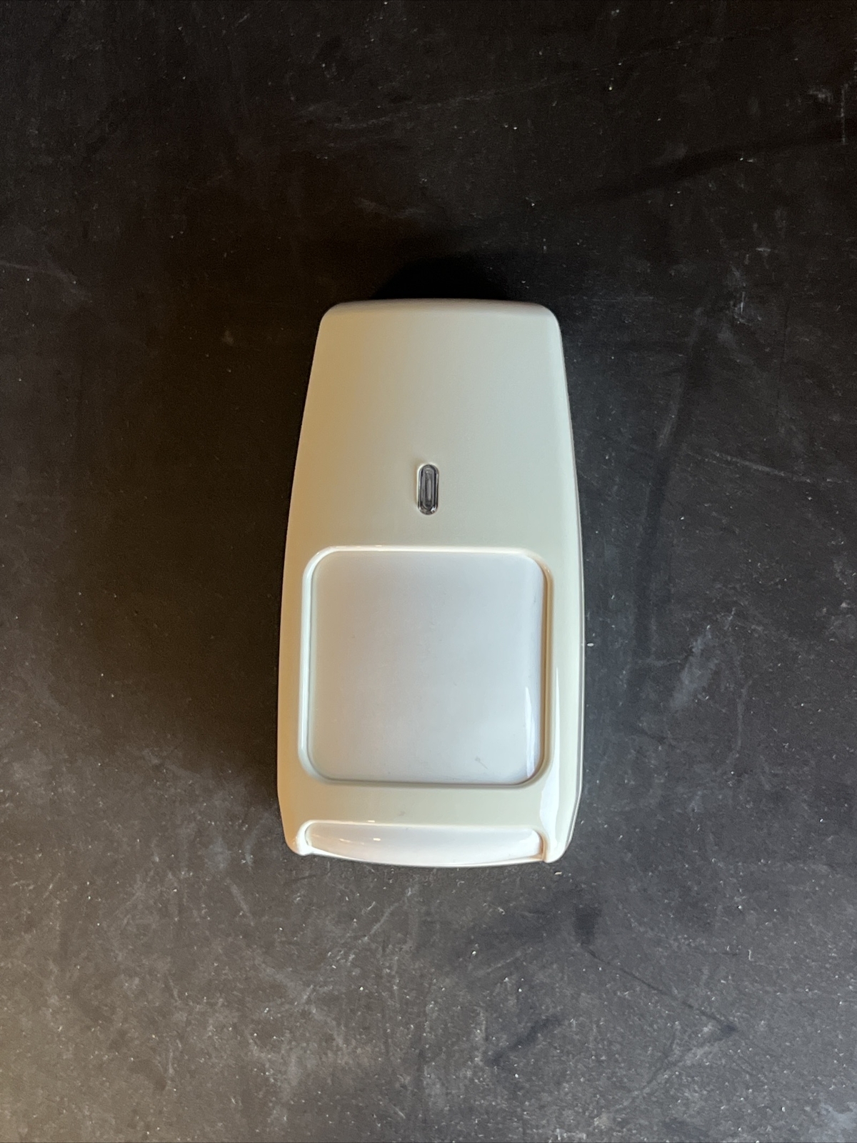 HONEYWELL IntelliSense IS2560, 60' Wide Area PIR Tamper & Form-A Used