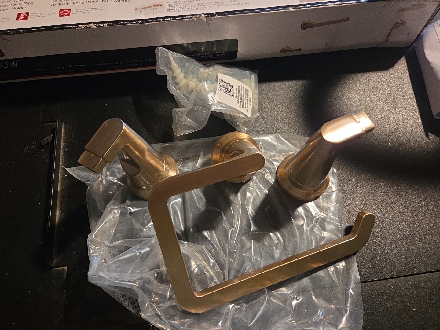 Delta Sparrow Accessory Set SPR63-CZ , Towel Ring, Toilet Brackets