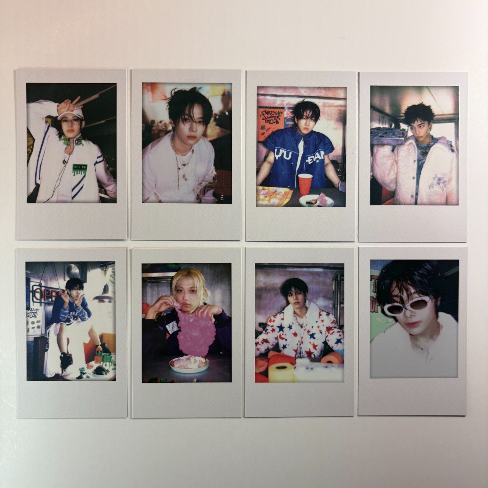 [Stray Kids] 2026 SEASON'S GREETINGS [STRAIGHT SUPPER CLUB] Polaroid Card (NEW)