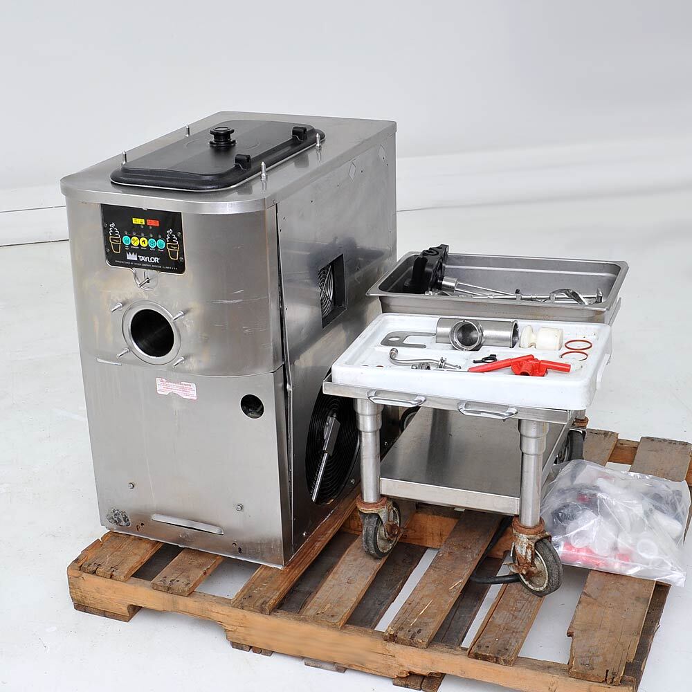 Taylor Crown C706 Soft Serve Frozen Yogurt Ice Cream Machine 1PH 208V Air Cooled