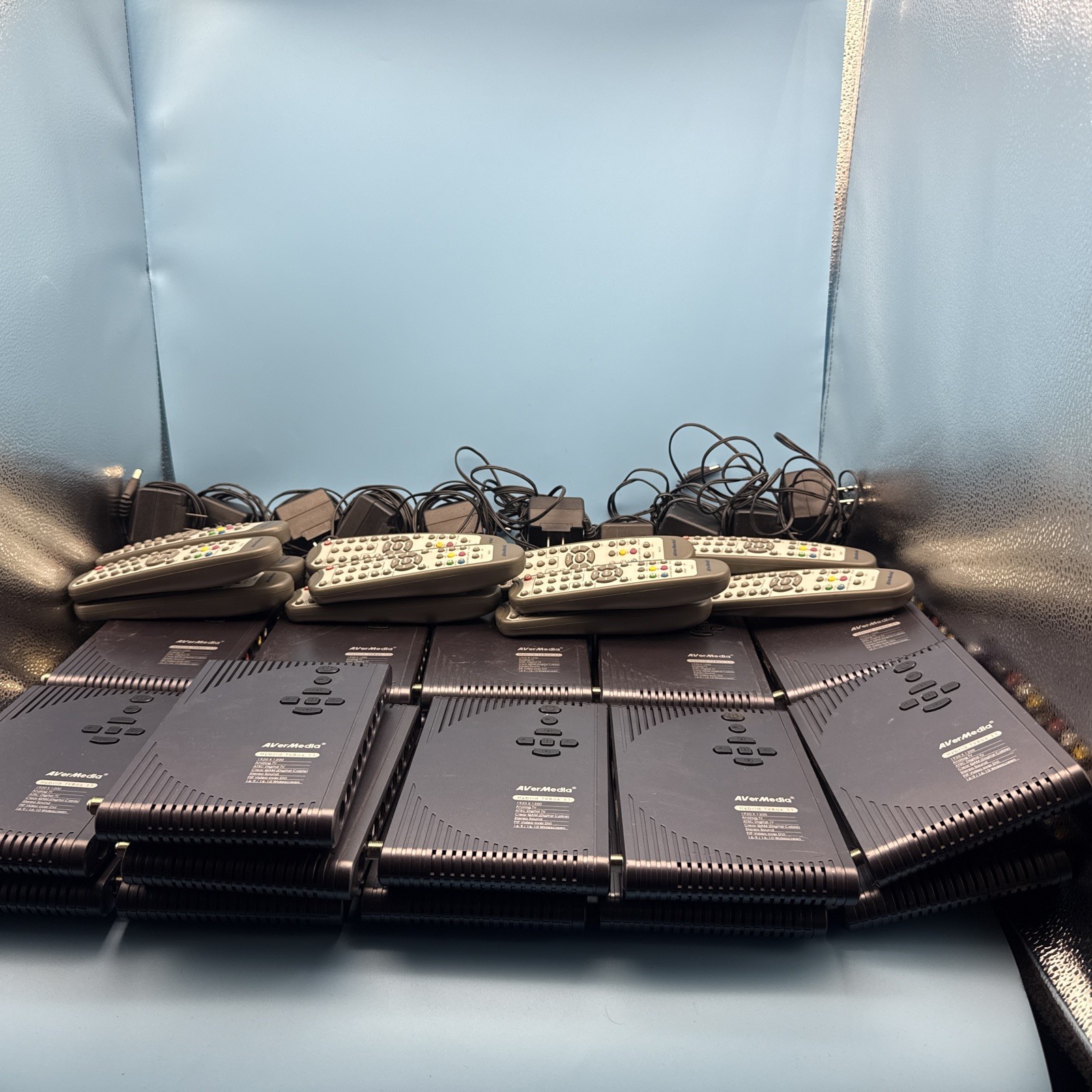 Lot Of 21 AVerMedia AVerTV Hybrid TVBox 11 Model: A200 W/19 Adapters & 14 Remote