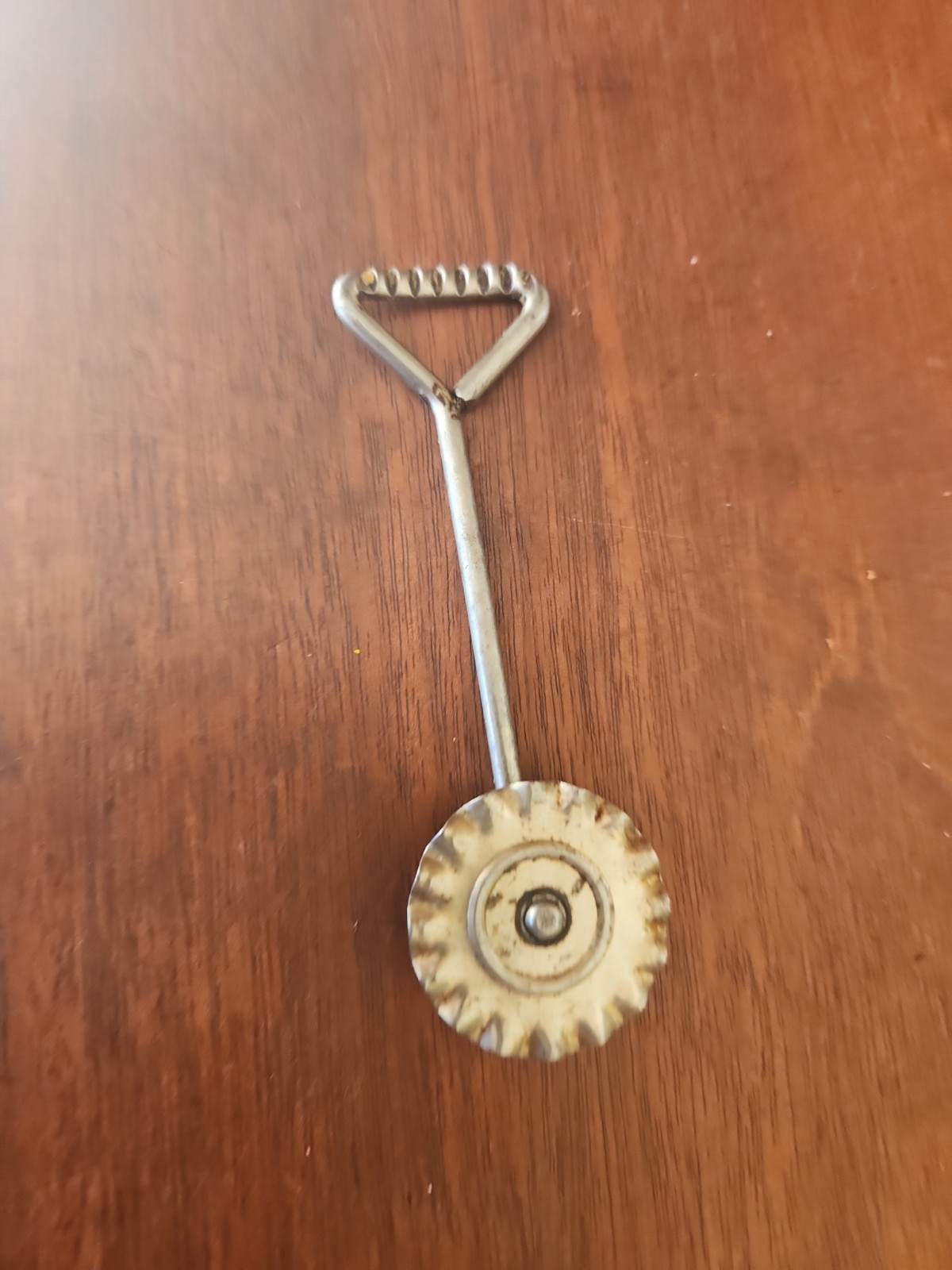 VINTAGE METAL BOTTLE OPENER - PASTRY - PIE CRIMPER - TRIMMER WHEEL