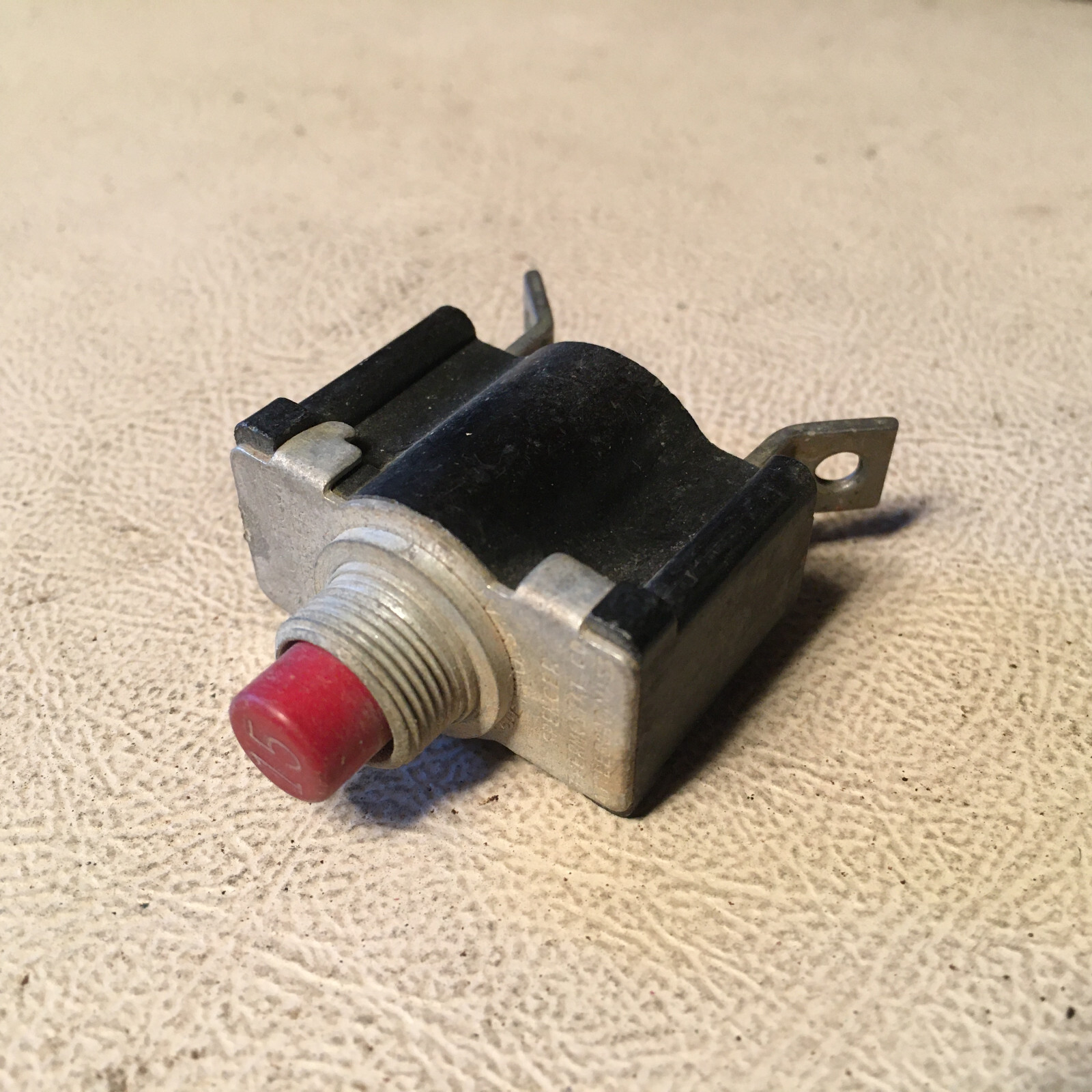 Klixon 15 Amp Circuit Breaker