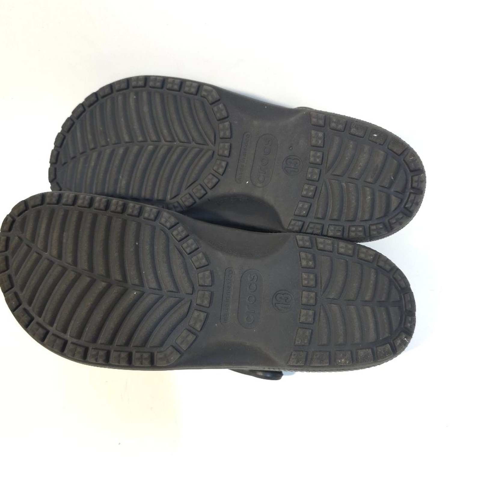 CROCS Black Textured SoleCrocs Classic Clogs Black Men’s Size 13 M Comfort Slip