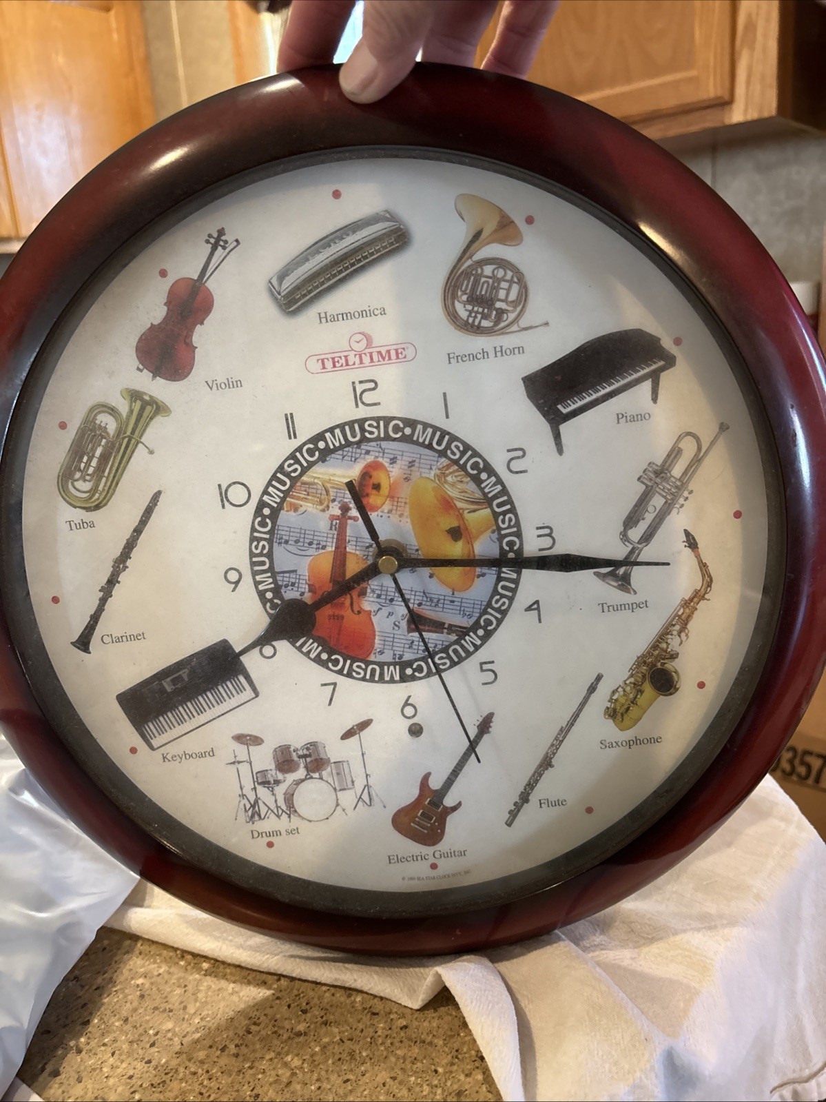 Vintage Seastar Musical Wall Clock