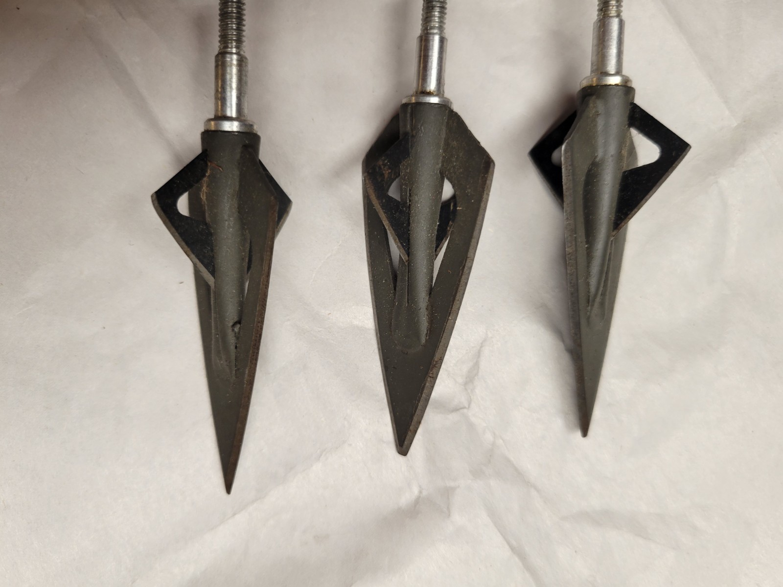 Vintage FRED BEAR Razorheads Broadheads (3) Used condition