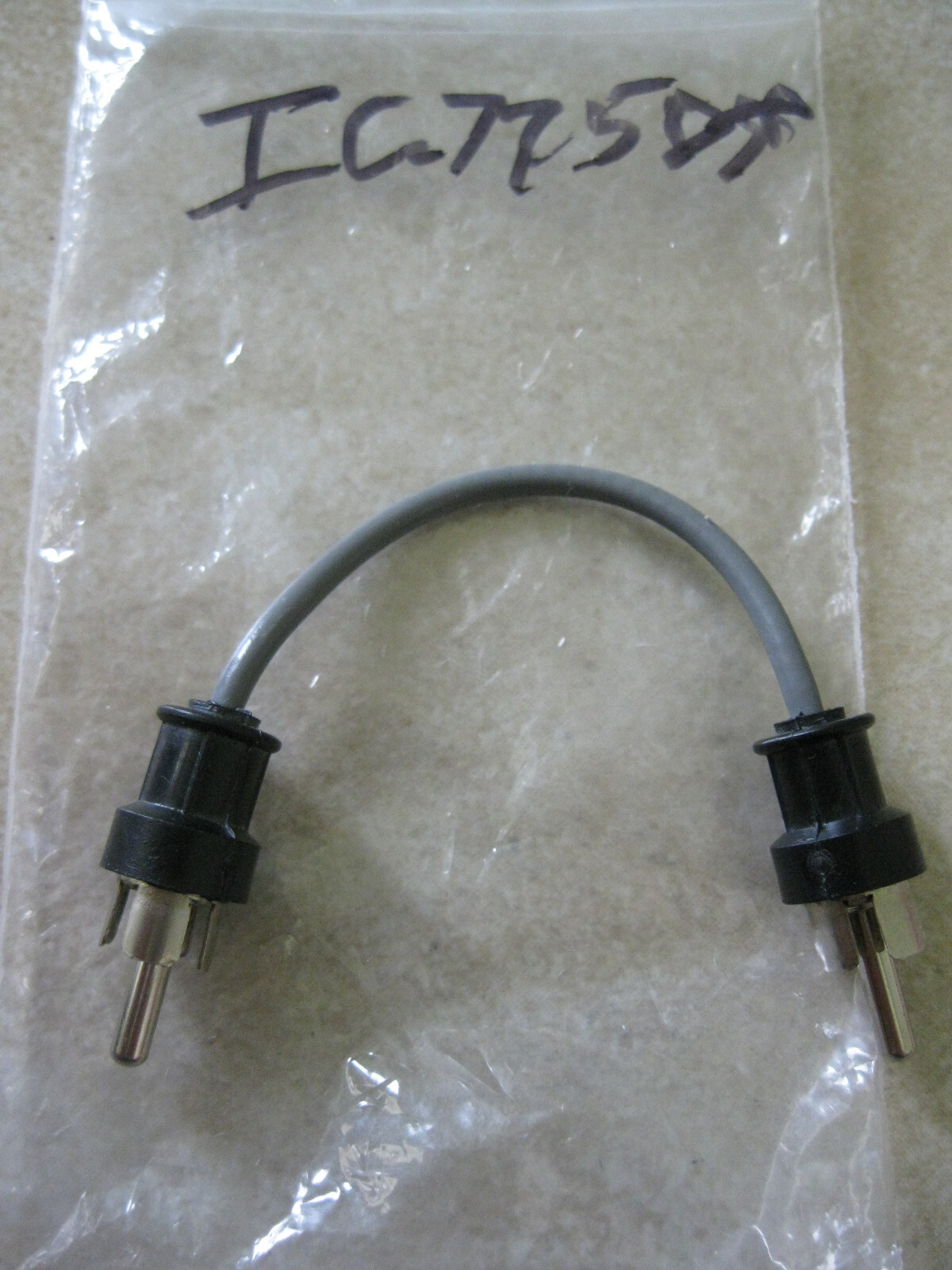 Icom  ORIGINAL IC-775DSP  (and others)  RCA Jumper coax cable for back of radio