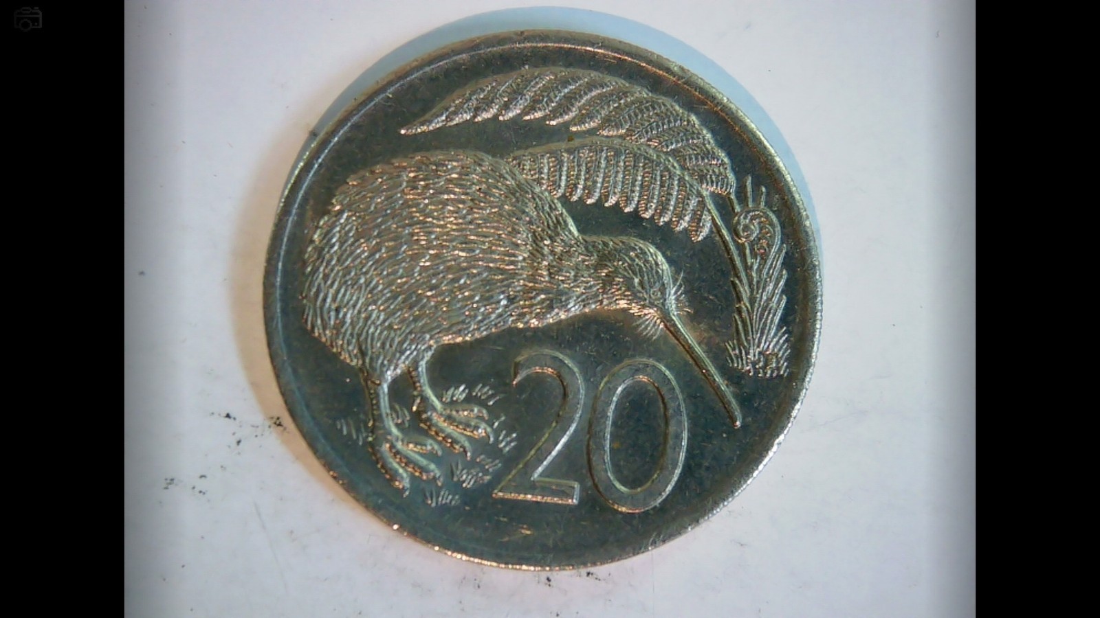 New Zealand 1977 20 Cents New Zealand 20 Cents (Kiwi) Coin