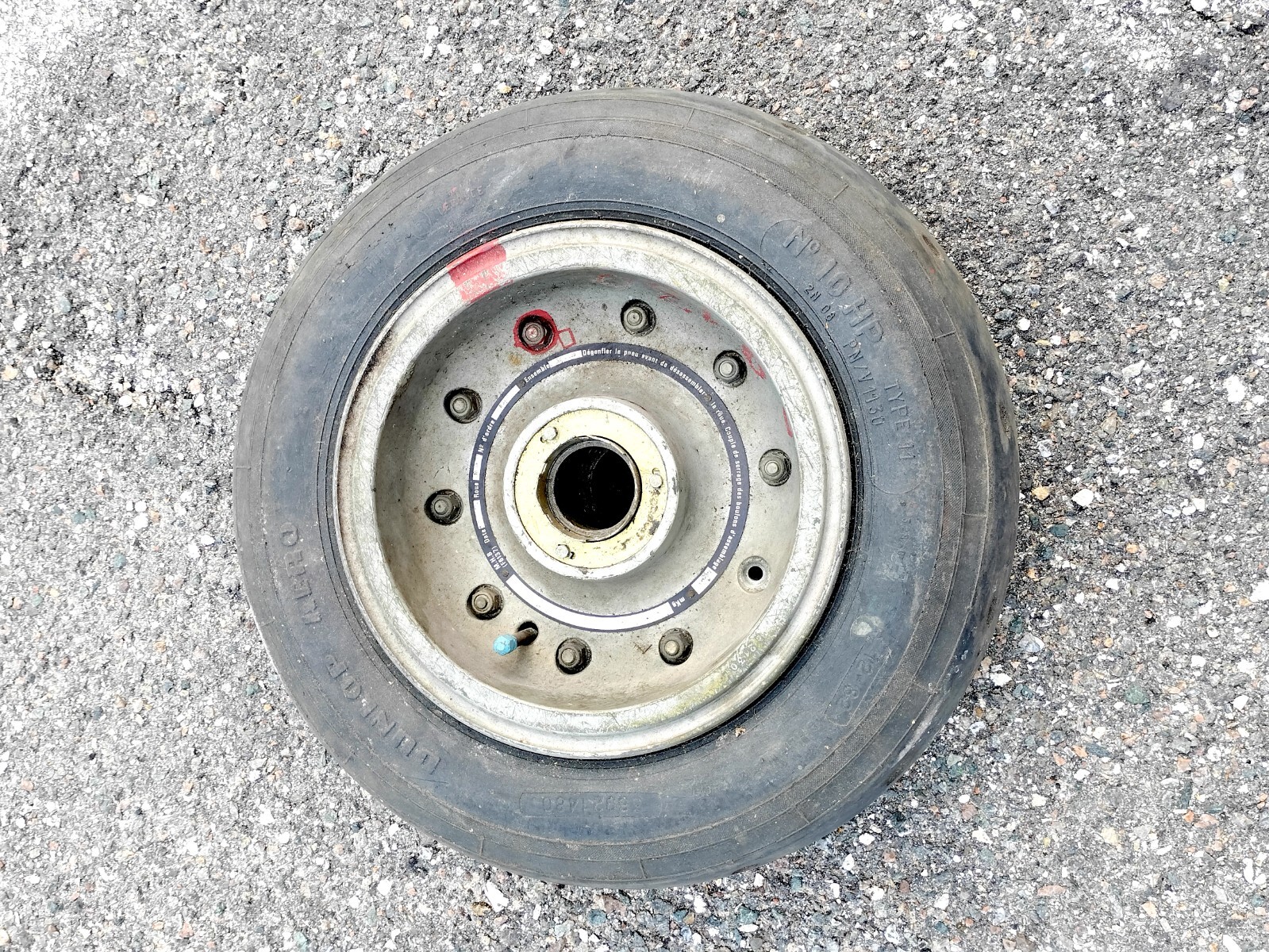 Fouga Magister Jet Airplane CM-170 - Main Gear Wheel & Tire - Rim - 10 HP