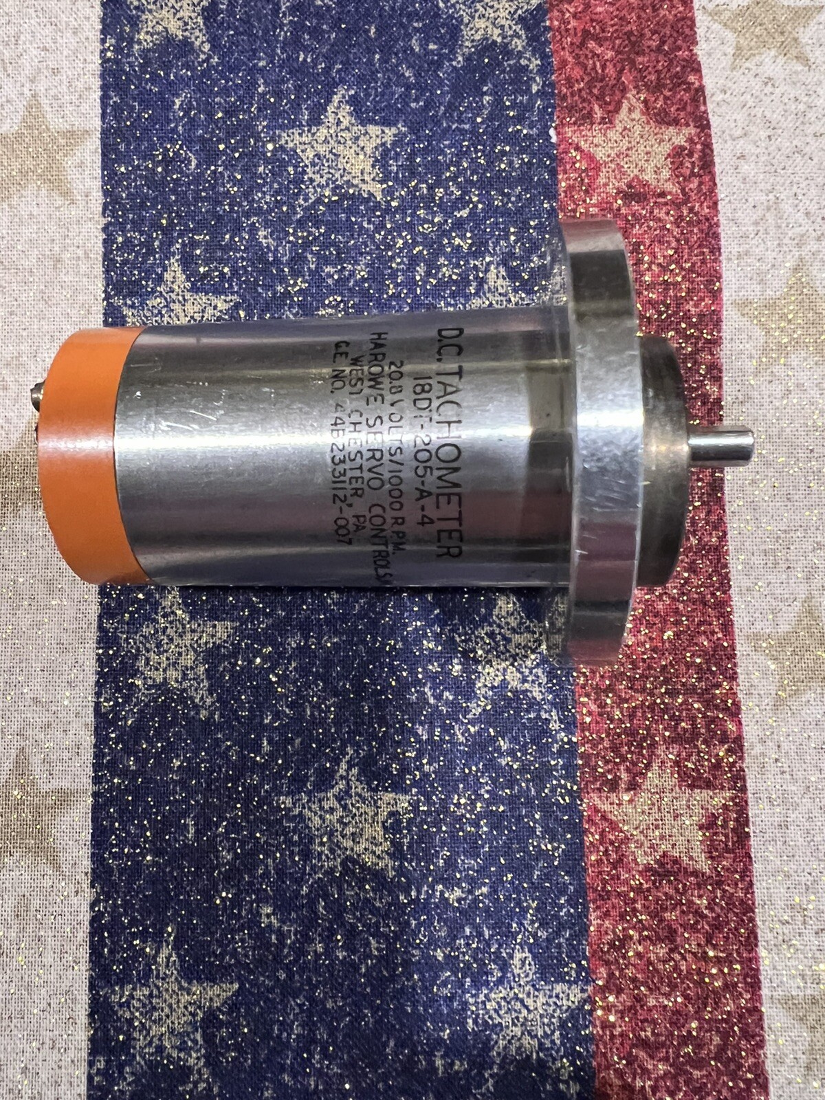 HAROWE 18DT-205-A-4 DC TACHOMETER 18DT205A4  28V/1000 RPM