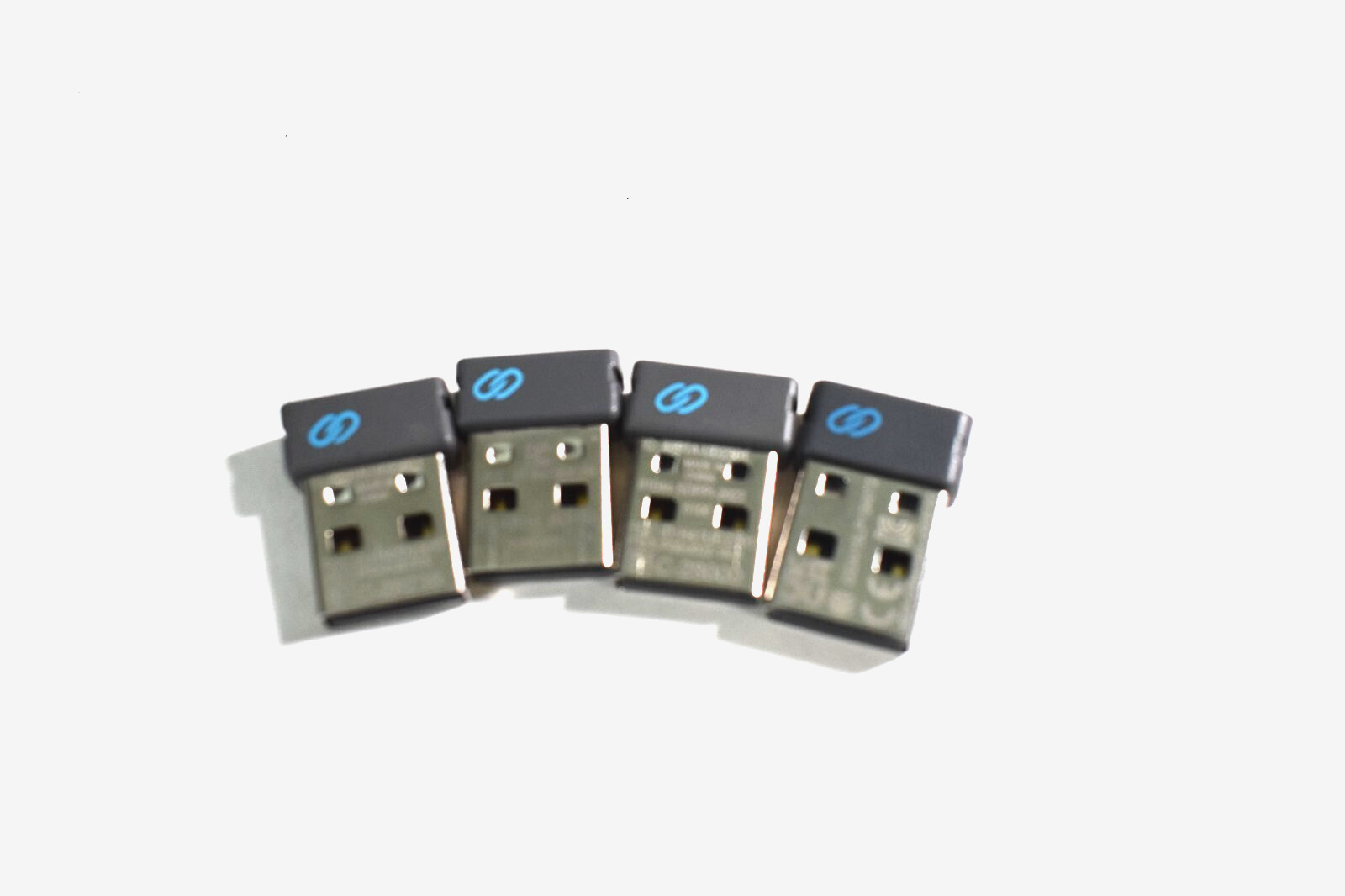 Lot Of (4) DELL SD-8160 Universal USB WIRELESS RECEIVER DONGLES Only - Gray