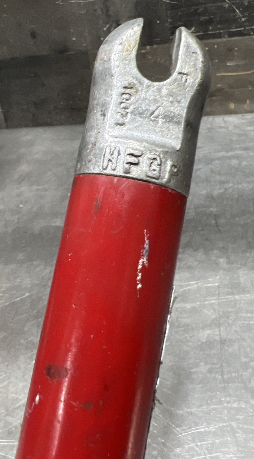 Salisbury HFGP lineman tools / 20 KV hot stick Used Surplus