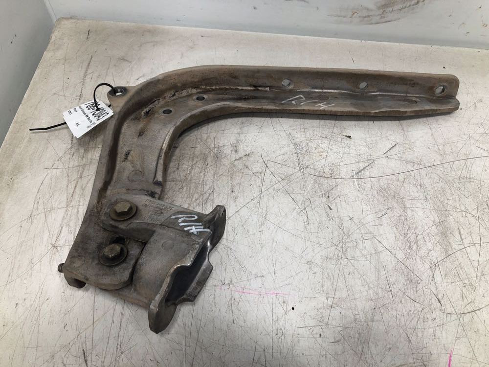 2013 Freightliner Coronado Hood Rest A1718641001 (638-10781)