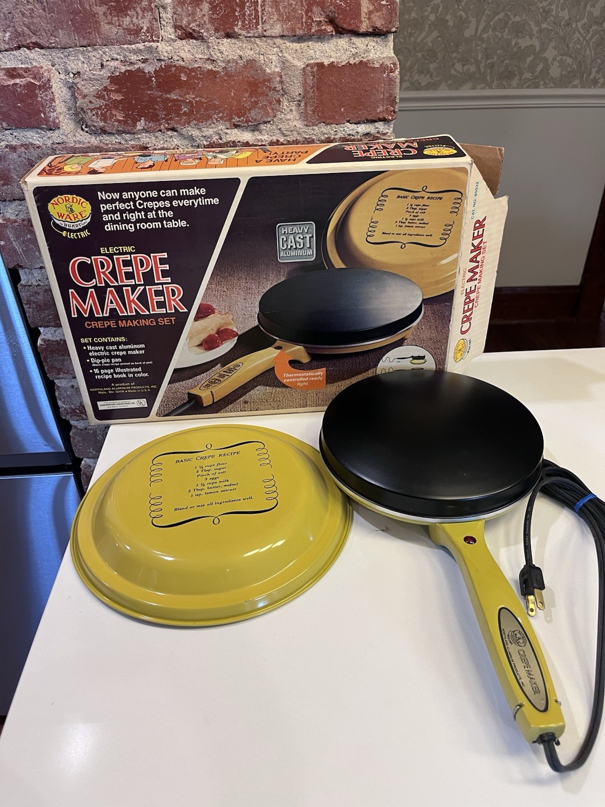 Vintage Nordic Ware Electric Crepe Maker #85032 Heavy Cast Aluminum works