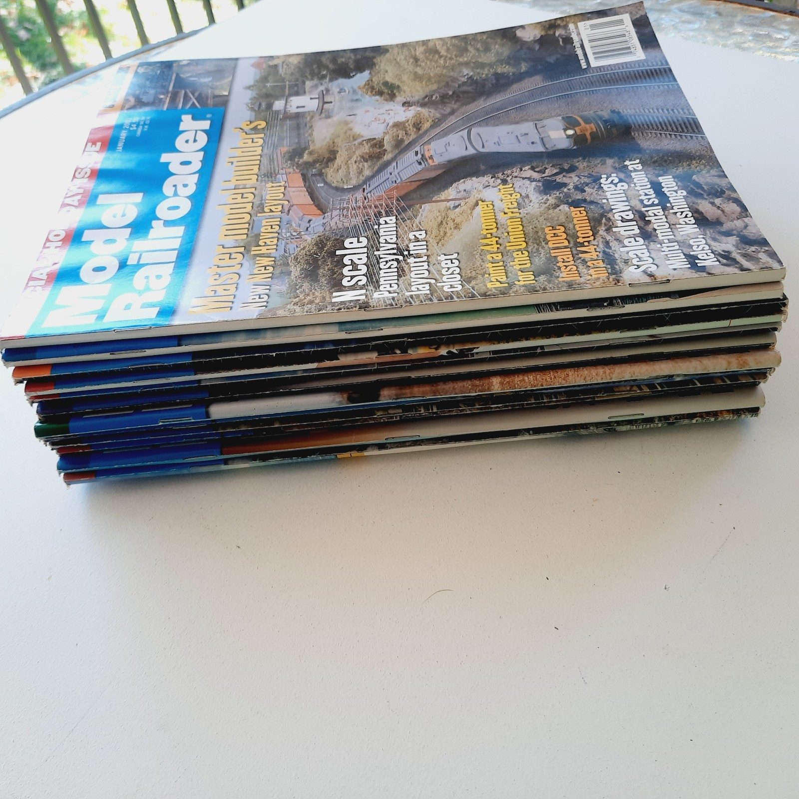 Model Railroader Magazine - Full Year 2001 Complete