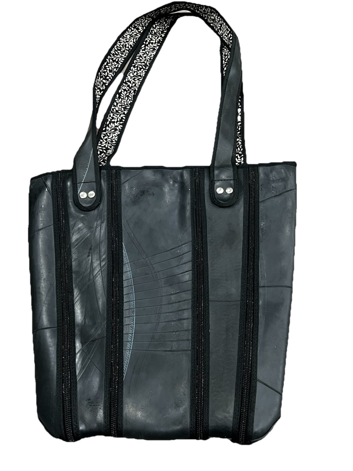 Cyclus Recycled Rubber Tire Black Bike Bag Shoulder Acordeon Handbag Purse Used