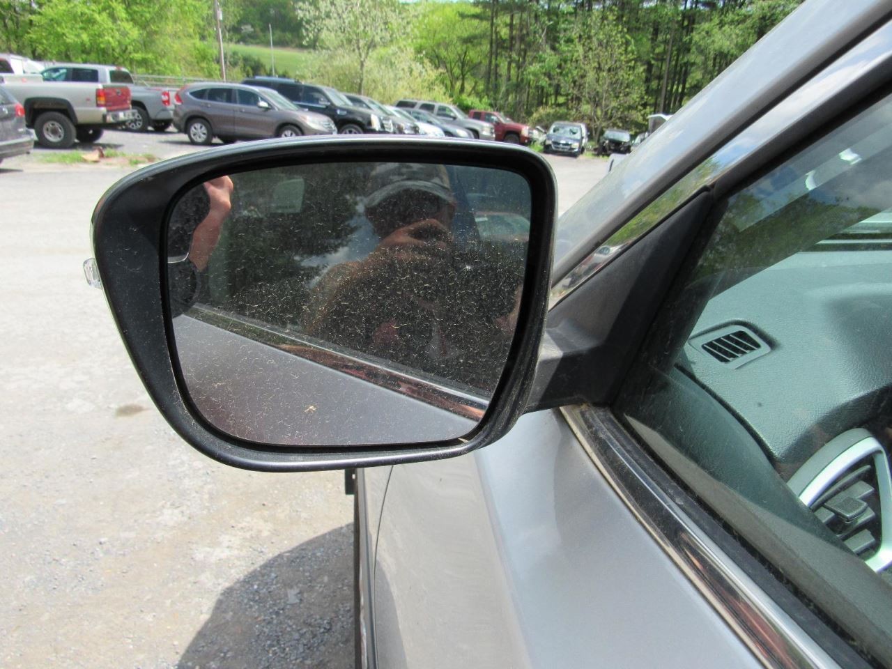 ROGUE 2016 Glove Box 1045674