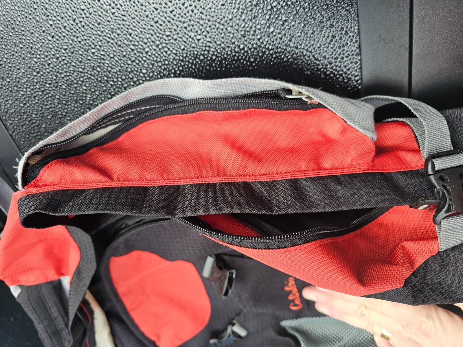 Cabelas Hiking Hydration Internal Frame Backpack CB26157 Orange Black Gray