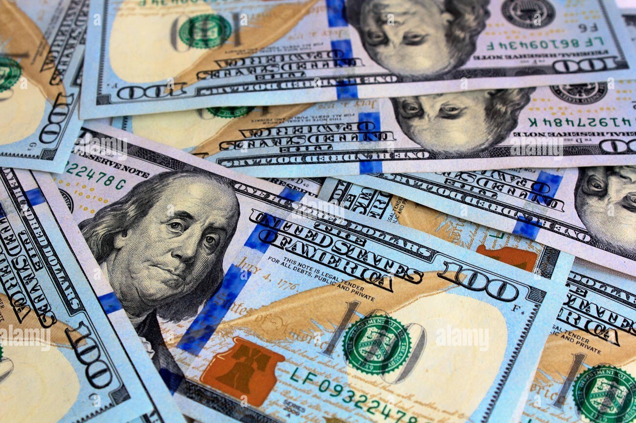 Lot of (6) $100 CASH Money One Hundred Dollar Bill US USD Federal Reserve note.