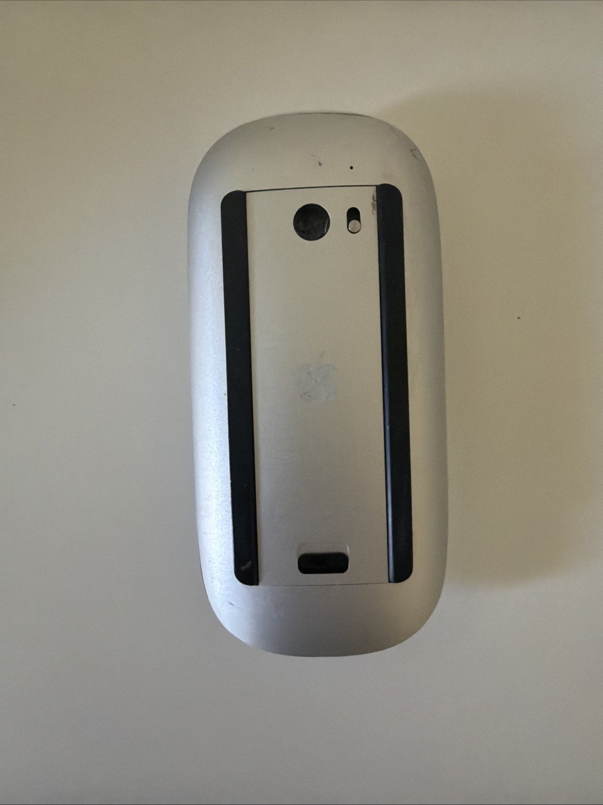 Apple A1296 Wireless Bluetooth Magic Laser Mouse White