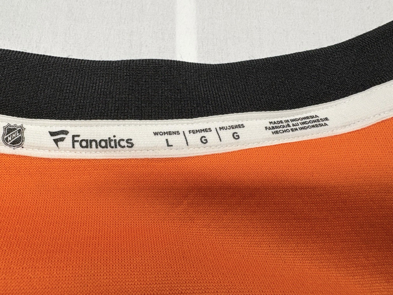 Philadelphia Flyers NHL Carter Hart #79 Fanatics Women’s Jersey Size Large
