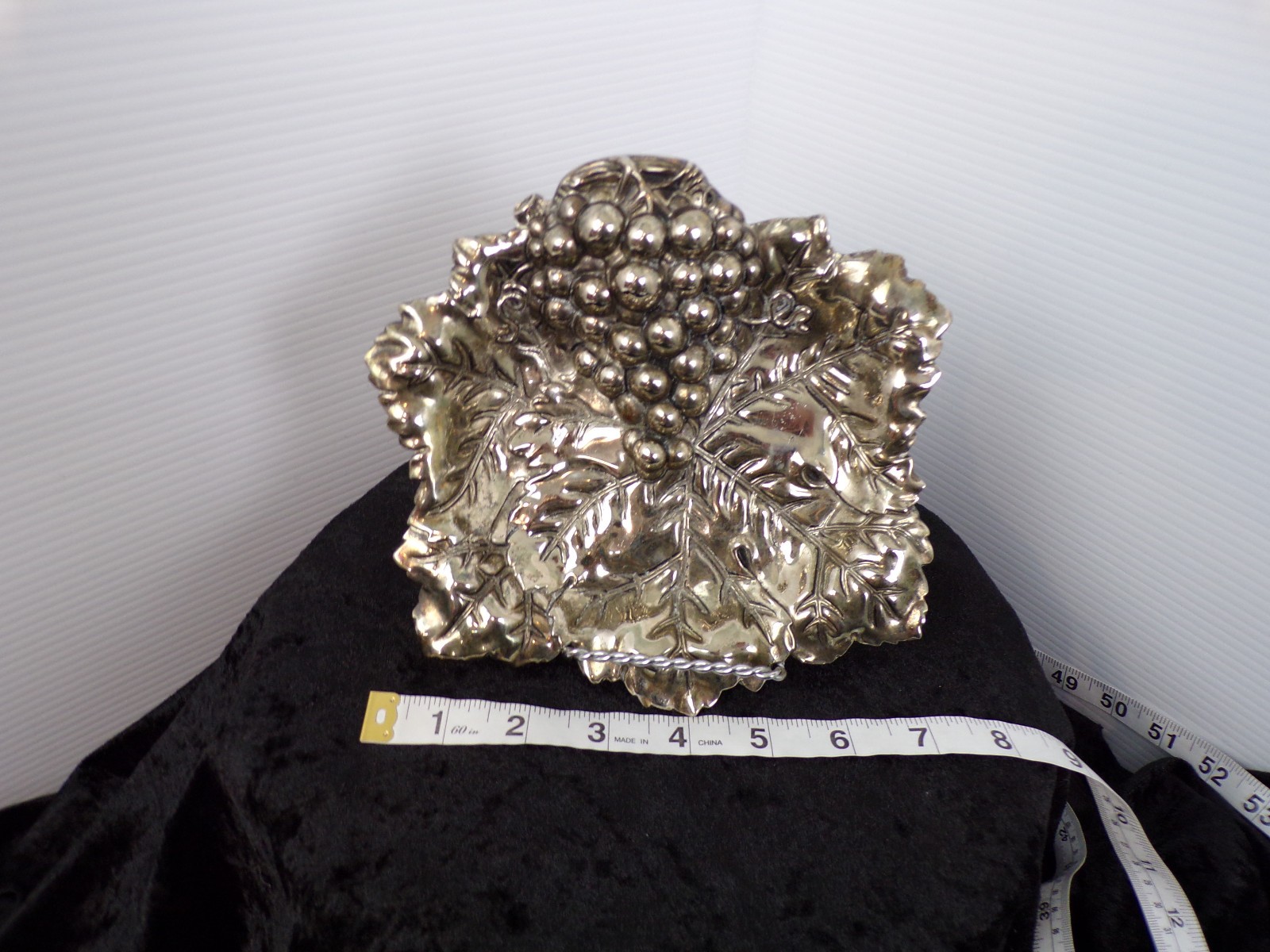 GODINGER SILVER PLATE GRAPEVINE Design GRAPE LEAF Serving Dish Tray 7"