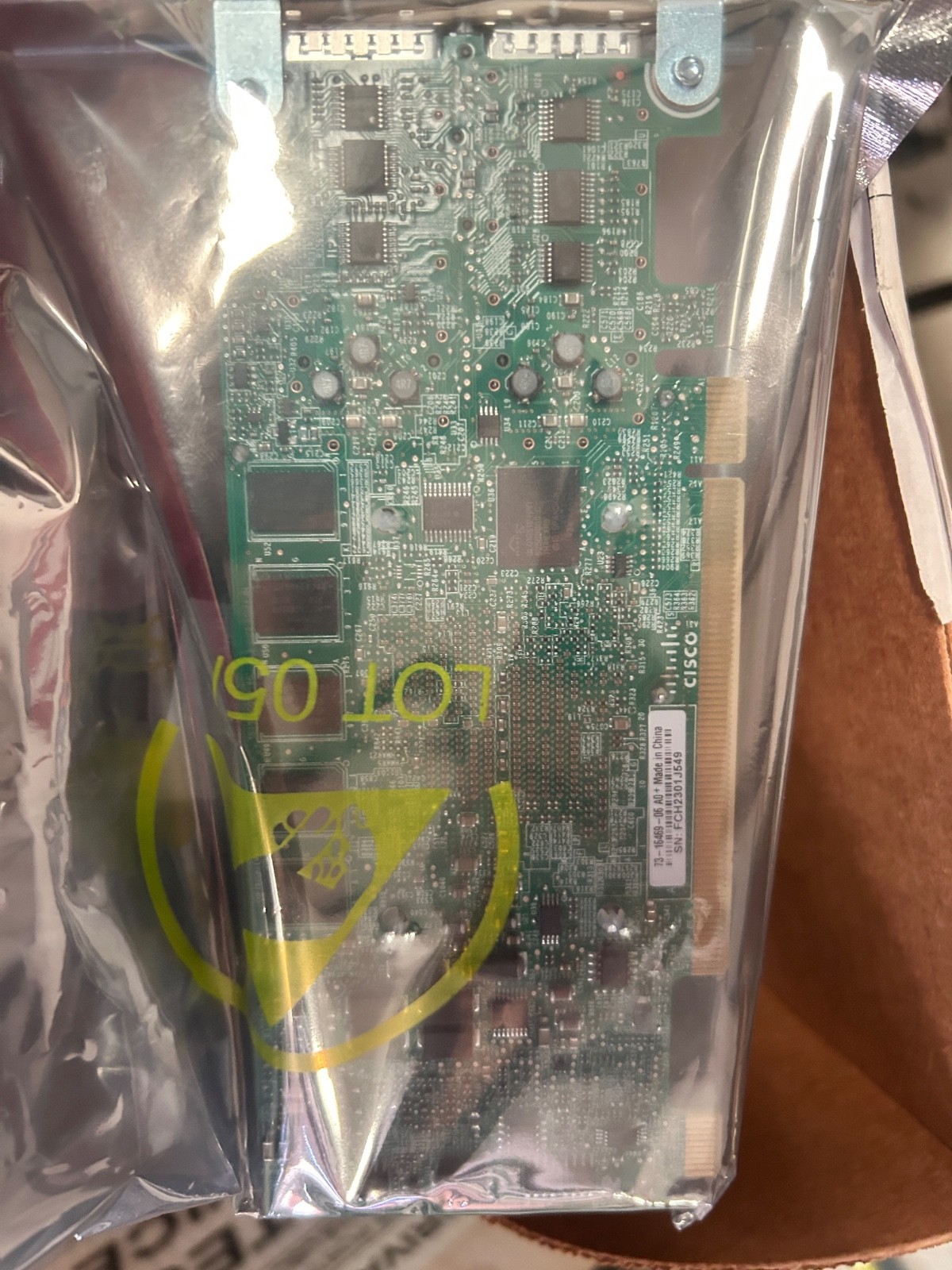 ** UCSC-PCIE-C40Q-03 Cisco Dual-Port 40Gbps Interface Network Adapter**